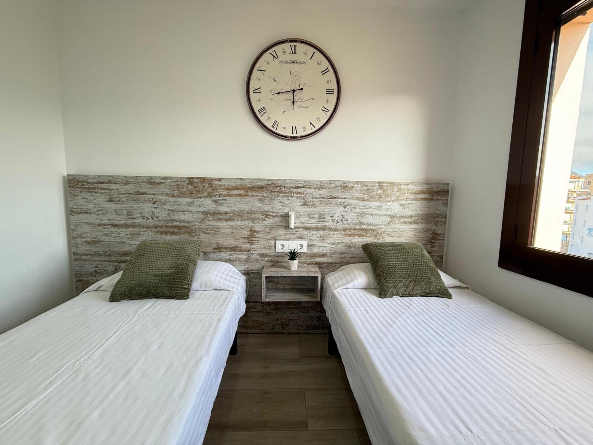 Appartement Agi Montseny à Roses Extérieur photo